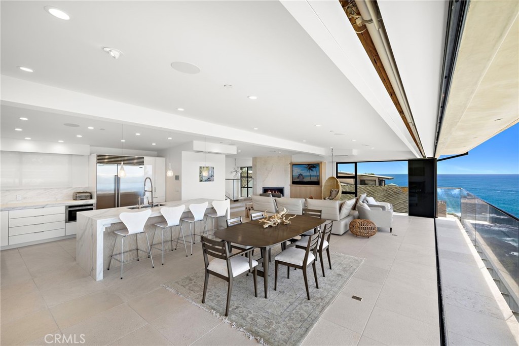 Victoria Beach (VB) - Residential Lease