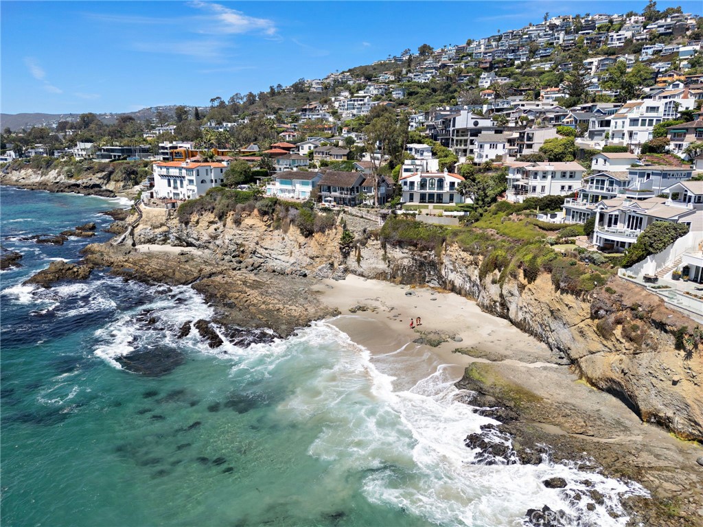 Victoria Beach (VB) - Residential Lease