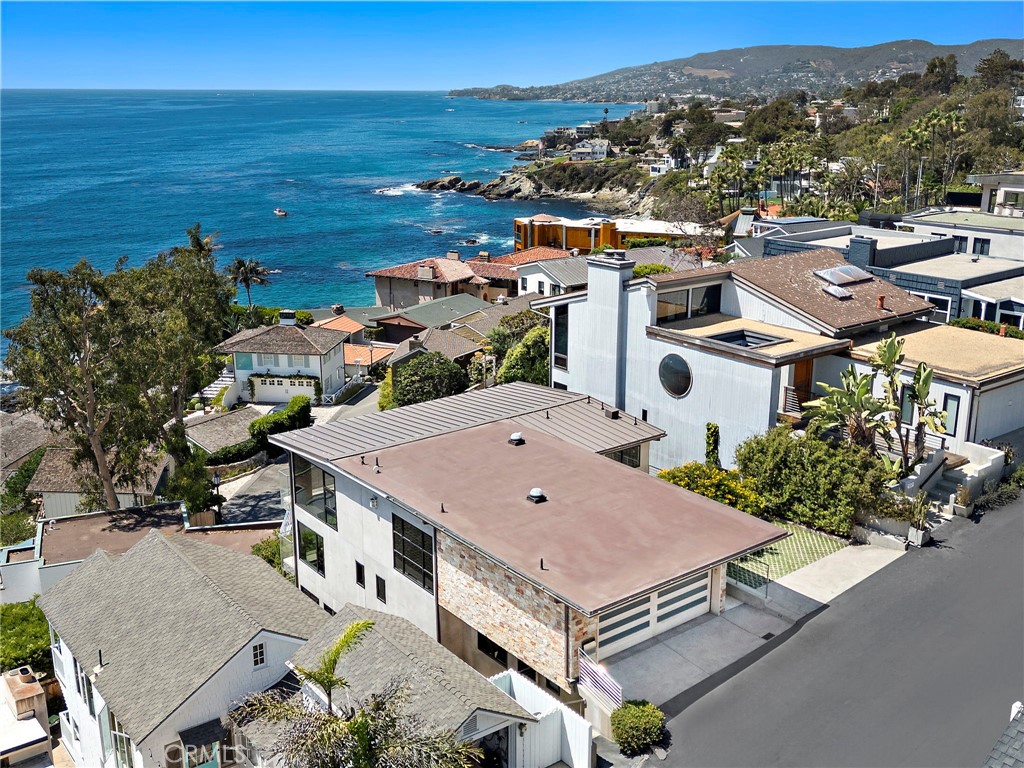 Victoria Beach (VB) - Residential Lease