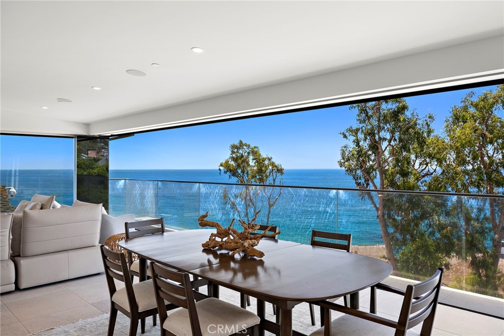Victoria Beach (VB) - Residential Lease