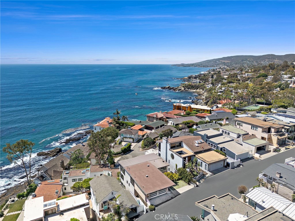 Victoria Beach (VB) - Residential Lease