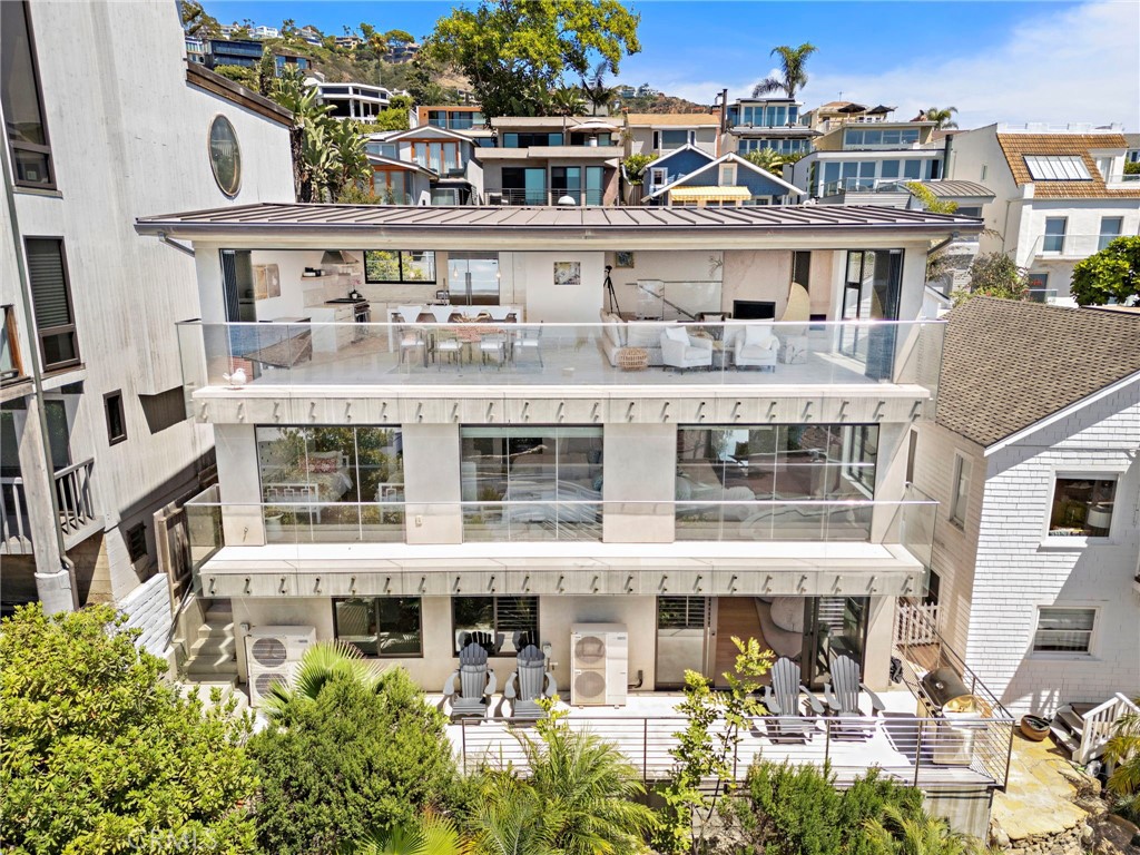 Victoria Beach (VB) - Residential Lease