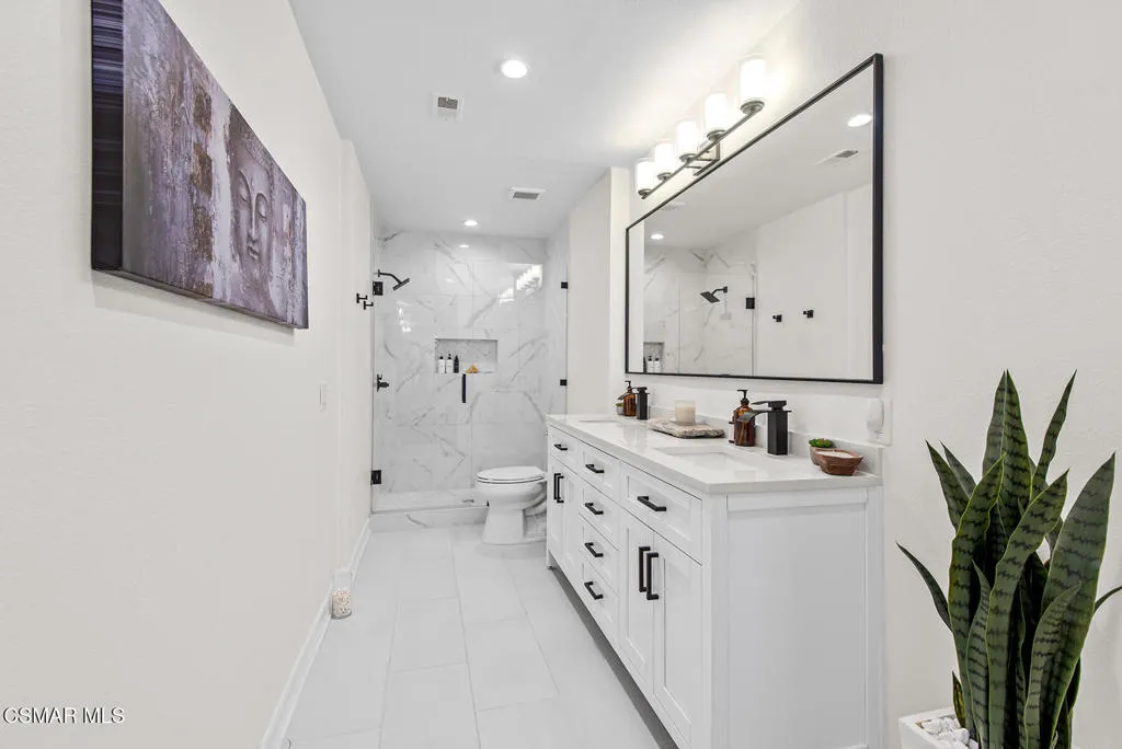 Thousand Oaks, California 91362, United States, 2 Bedrooms Bedrooms, ,2 BathroomsBathrooms,Residential,Active,137135