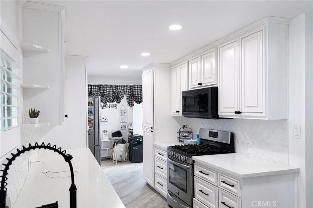 161 W Harcourt Street