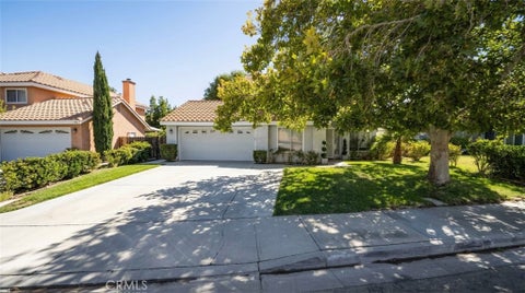 Photo of 44440 Avenida Del Rio, Lancaster, CA 93535 (MLS # IV26182419)