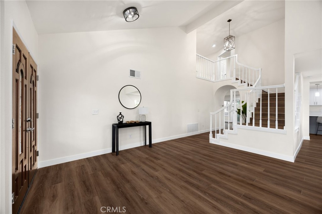 549 Fordham