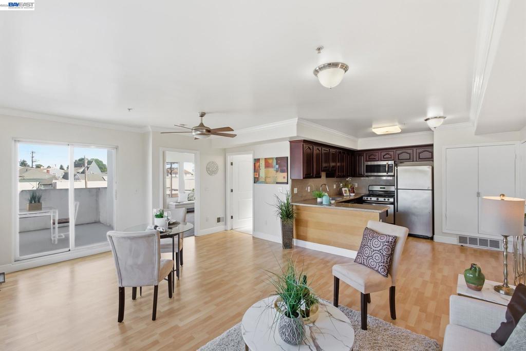 1515 14Th Ave 403