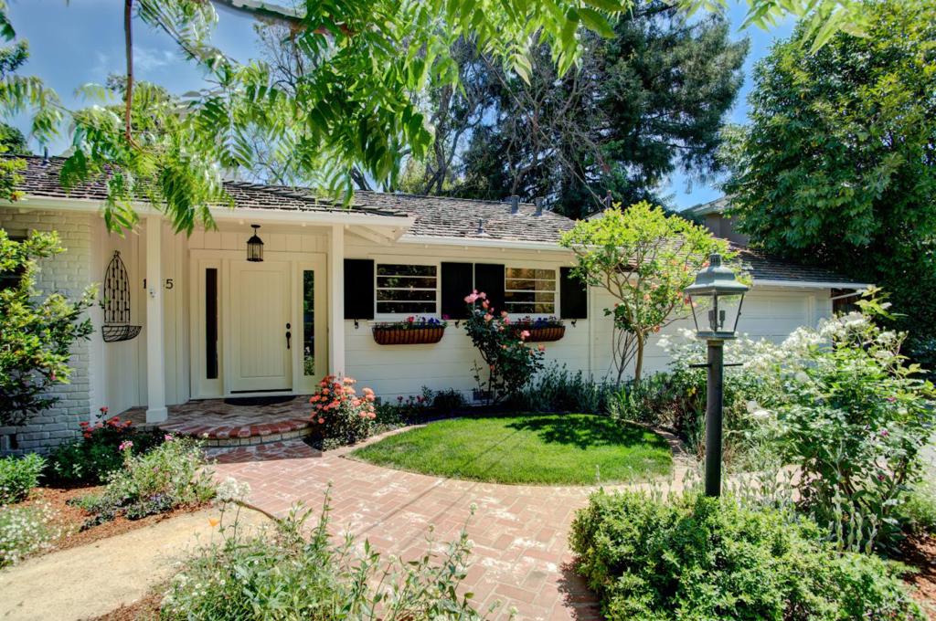 FROM CURB TO REAR FENCE--A "10". HUGE "GREAT ROOM" WITH NEW KITCHEN--ENGINEERED PECAN FLOORING. THREE BEDROOMS. THREE BATHS. SEPARATE LIBRARY/FAMILY ROOM. FINISHED OVERSIZED GARAGE WITH AMPLE STORAGE CABINETS. MOVE -IN-NOW!!!!