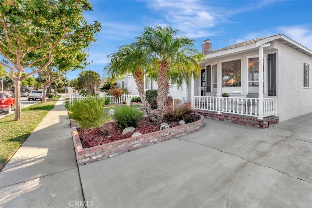 Lakewood Mutuals (LKMU) - Residential