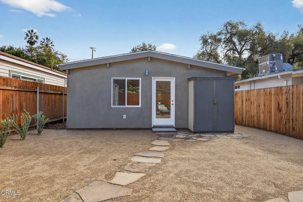 Ojai, California 93023, United States, 3 Bedrooms Bedrooms, ,1 BathroomBathrooms,Residential,Active,247562