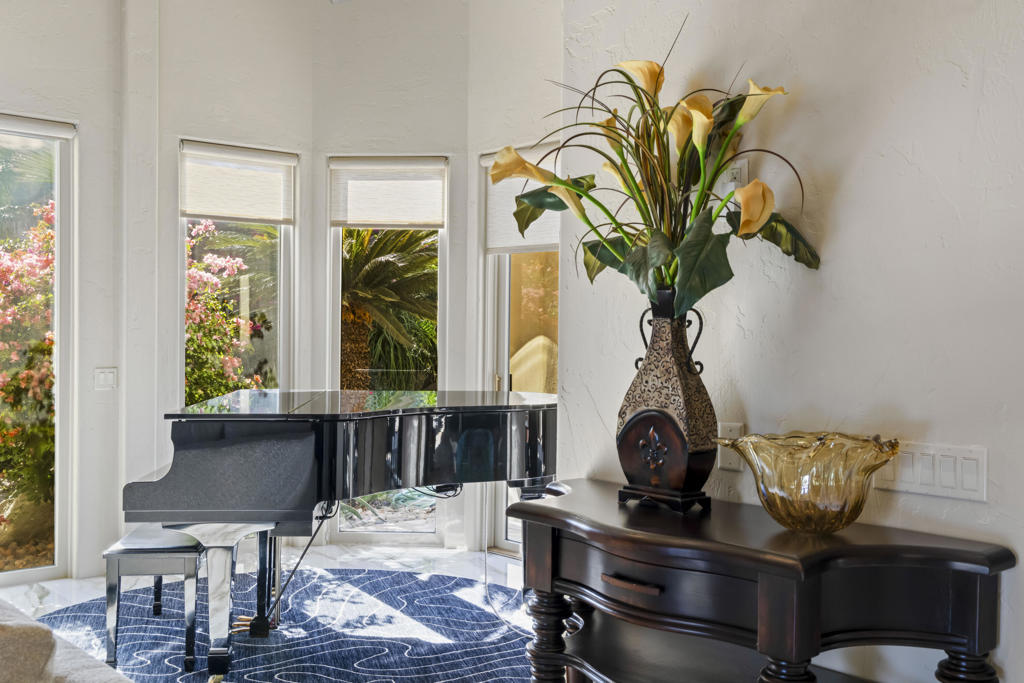 Thunderbird Terrace - Residential