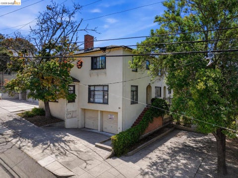 Photo of 2522 Hilgard Ave AVE, Berkeley, CA 94709 (MLS # 41142147)