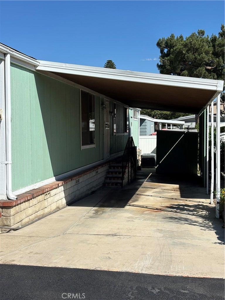 8651 Foothill Blvd 143
