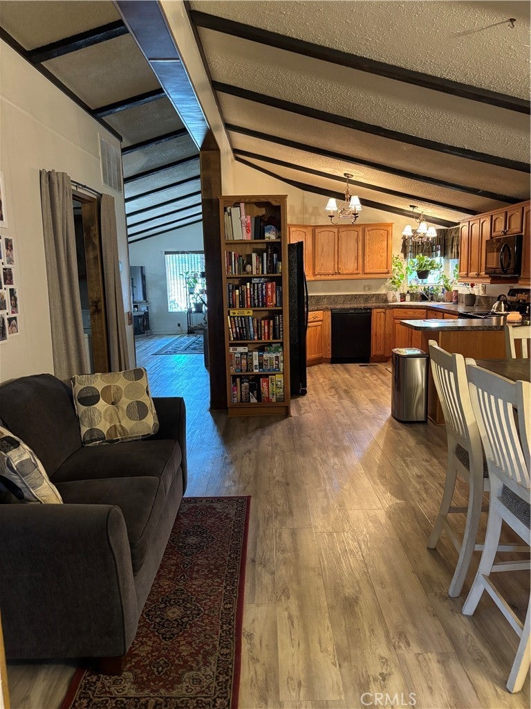 8651 Foothill Blvd 143