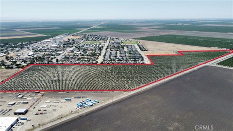 Photo of 1 S Placer Ave, San Joaquin, CA 93660 (MLS # FR26134564)
