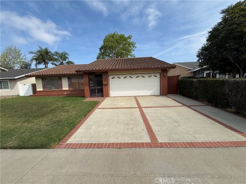 9921 Garrett Huntington Beach CA 92646