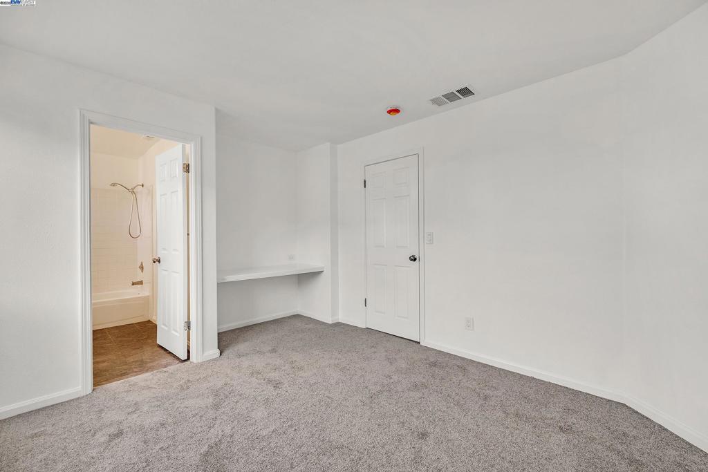 MARINA VISTA - Residential