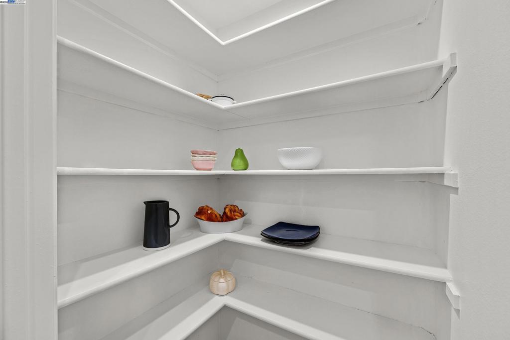 MARINA VISTA - Residential