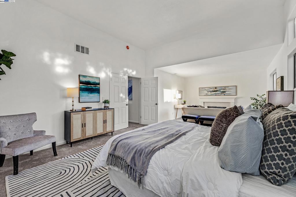 MARINA VISTA - Residential