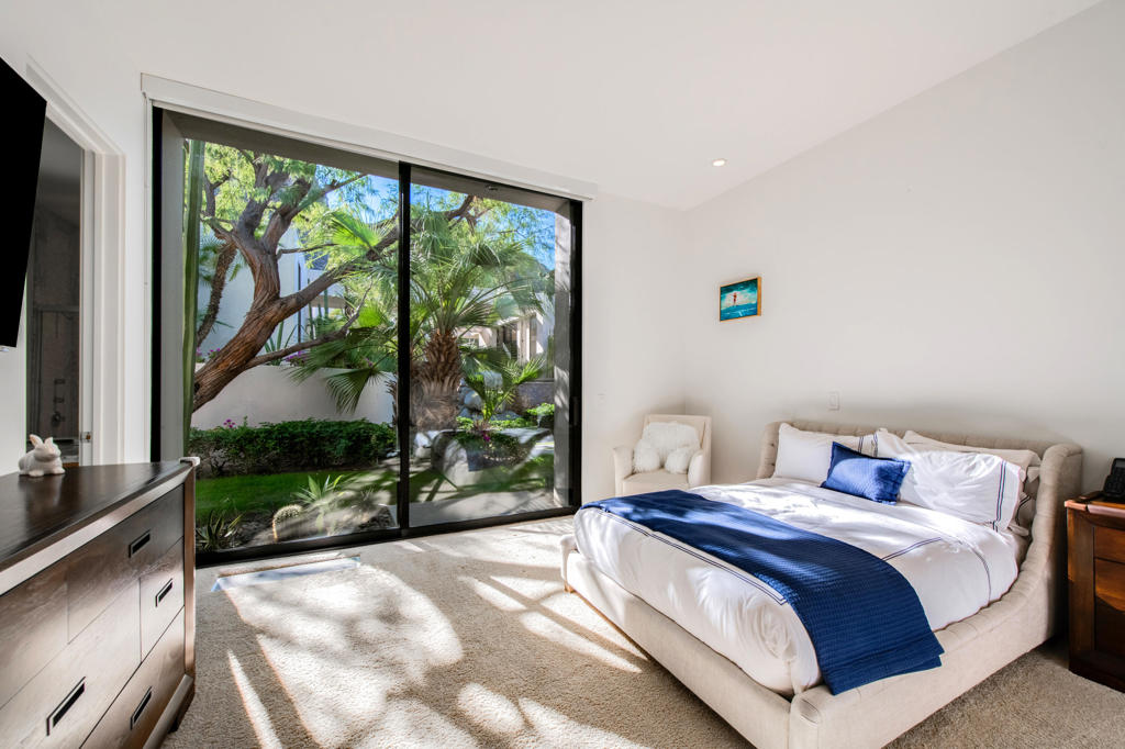 Thunderbird Cove - Residential