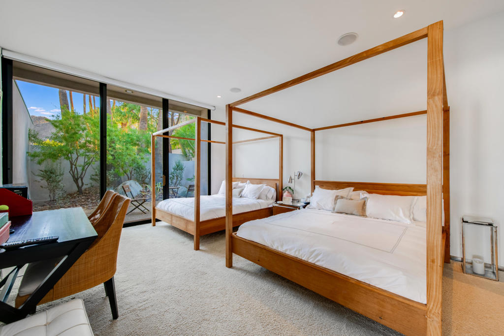 Thunderbird Cove - Residential