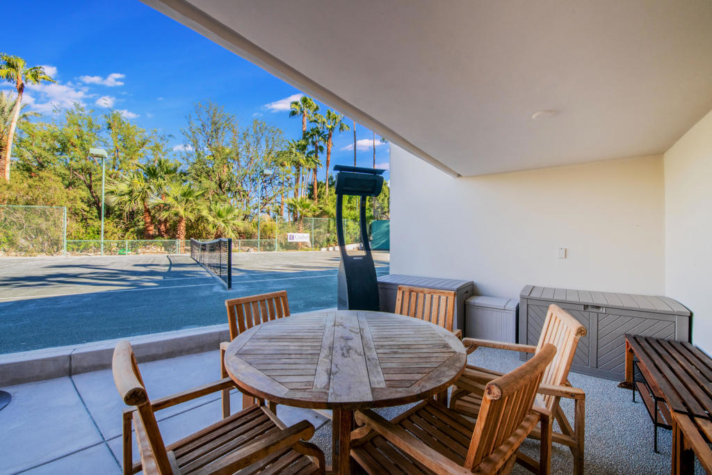 Thunderbird Cove - Residential