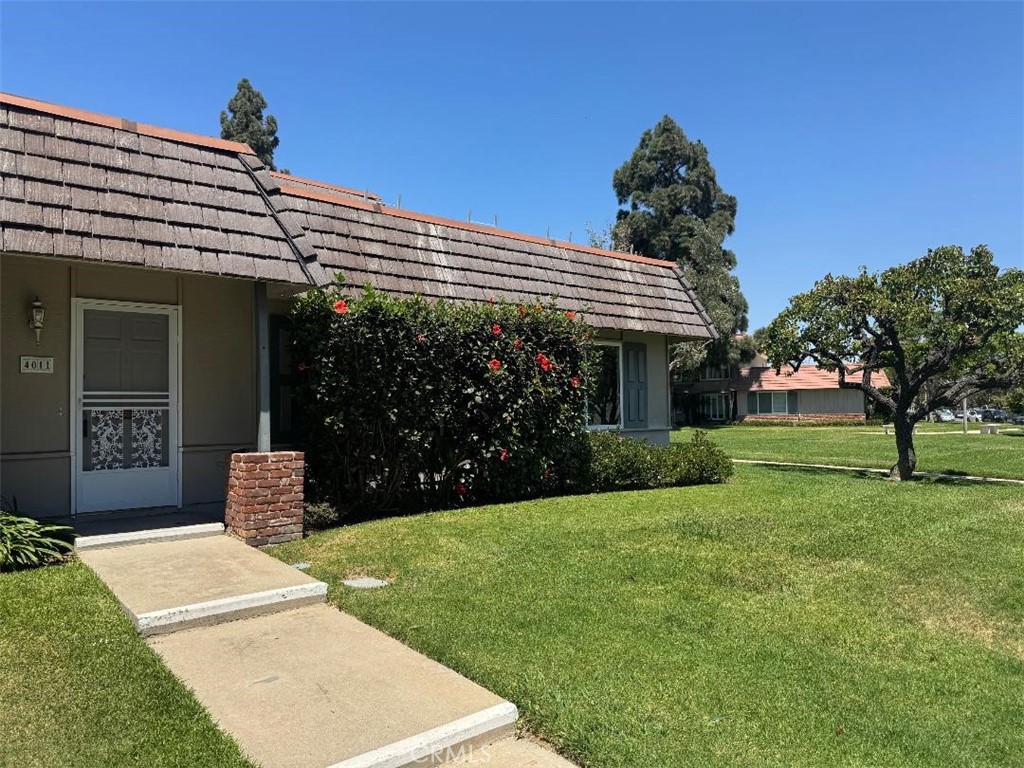4011 Larwin Avenue