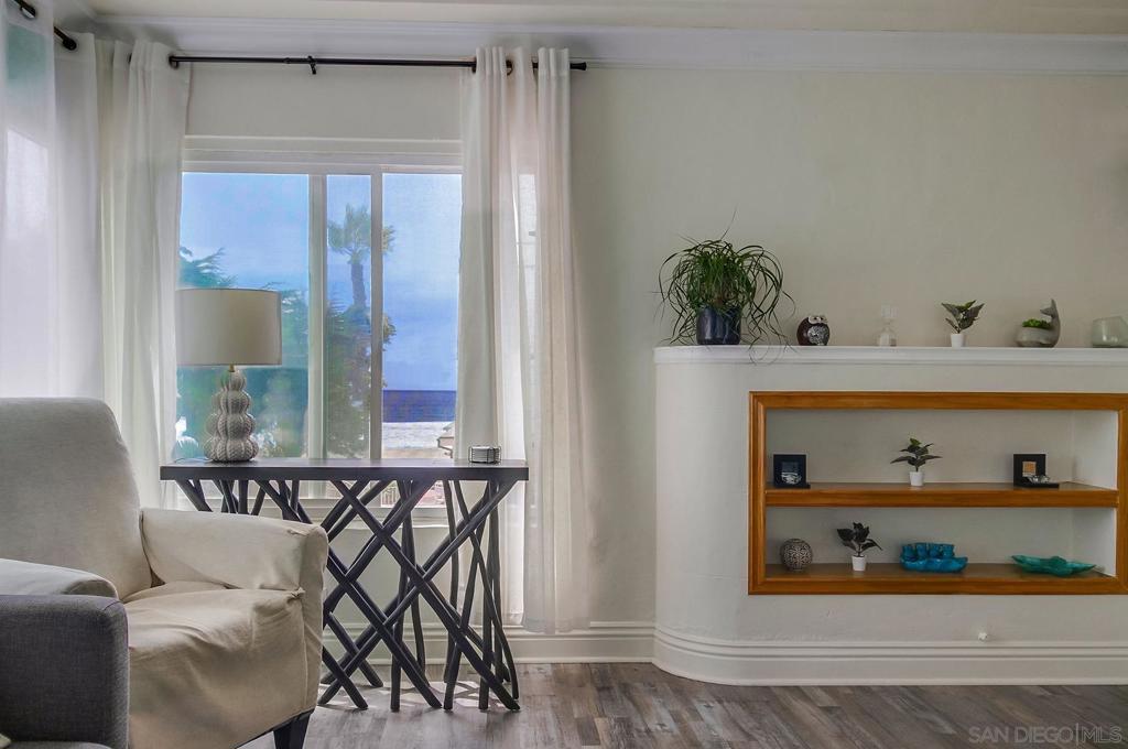 Mission Beach - Residential Income