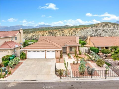 Photo of 44268 Galicia Dr, Hemet, CA 92544 (MLS # SW26024580)
