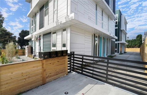 Photo of 839 N Kingsley, Hollywood, CA 90029 (MLS # BB26196449)