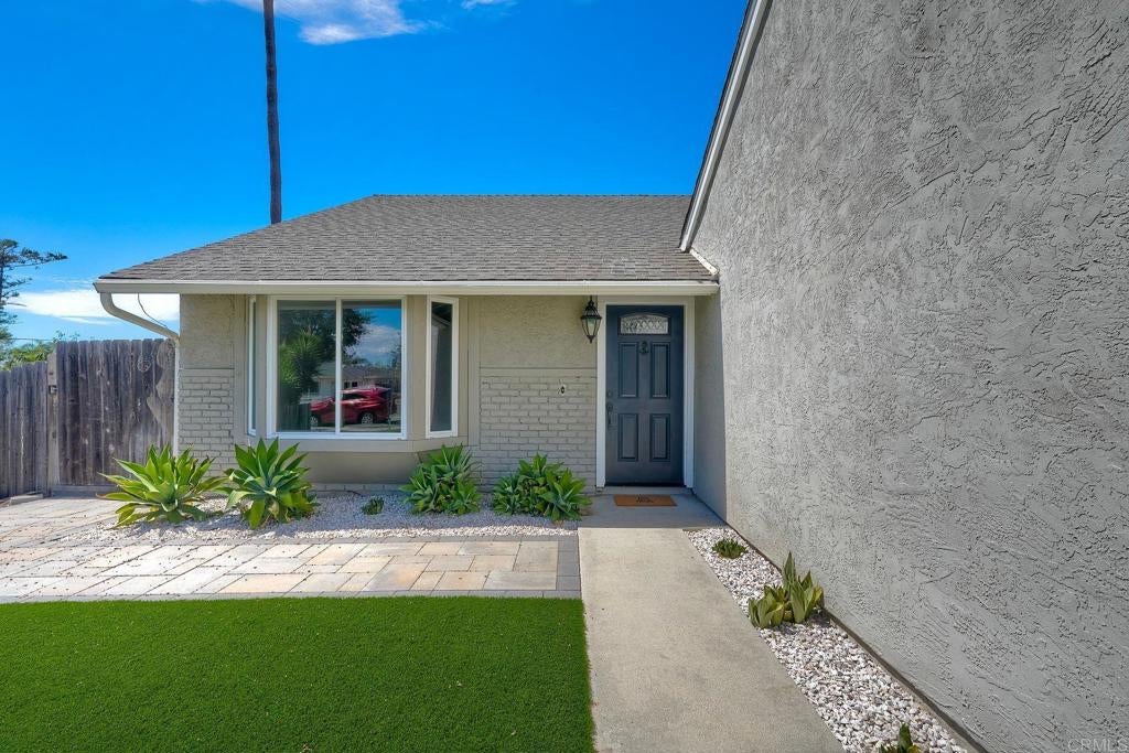 832 Grapevine Road