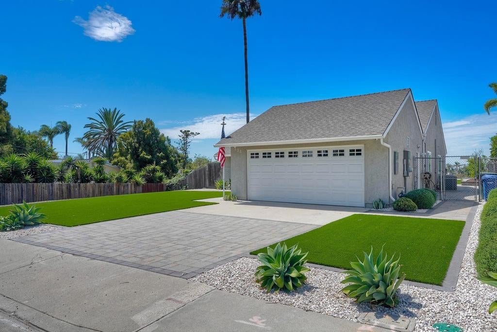 832 Grapevine Road