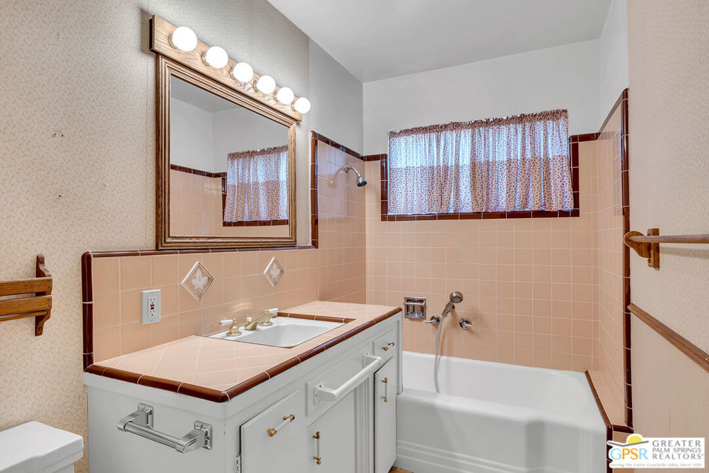 Not in a development - Residential