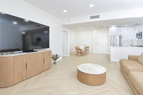 Photo of 250 n first st St #321, Burbank, CA 91502 (MLS # GD26055089)