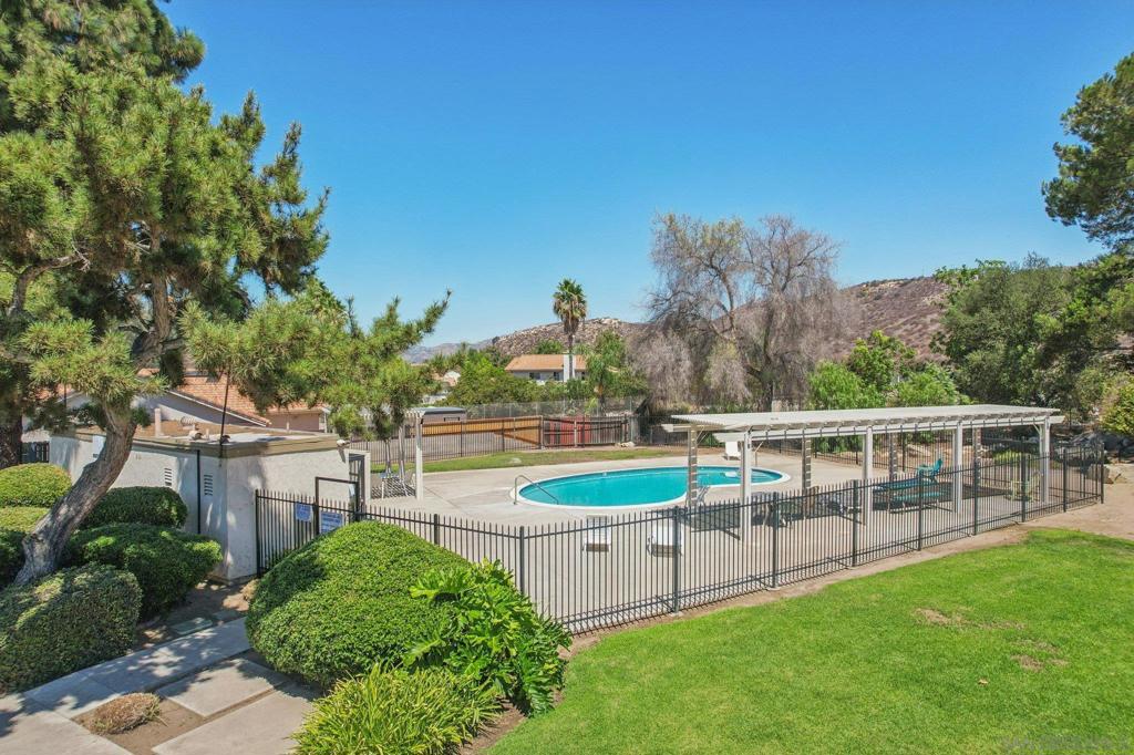 Lakeside - Residential