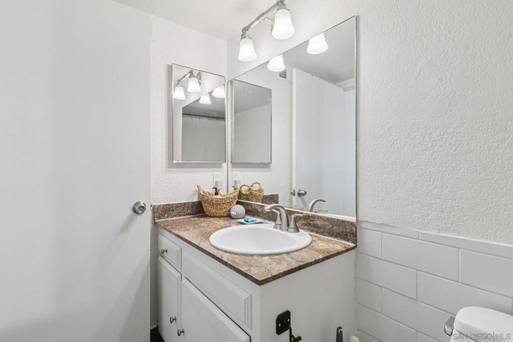 Lakeside - Residential