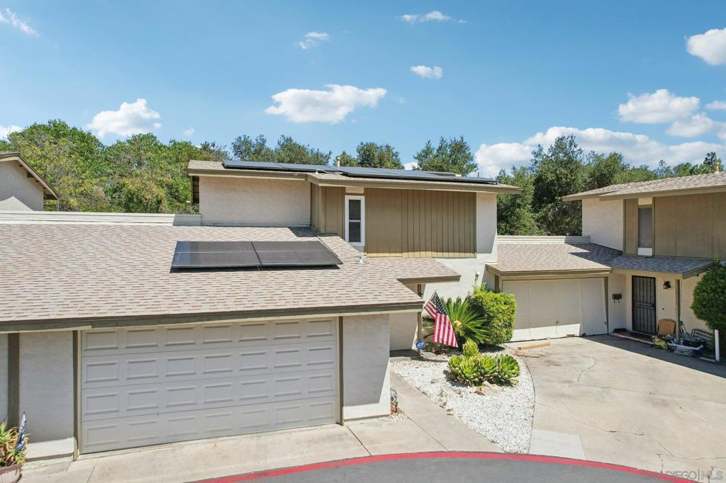 Lakeside - Residential