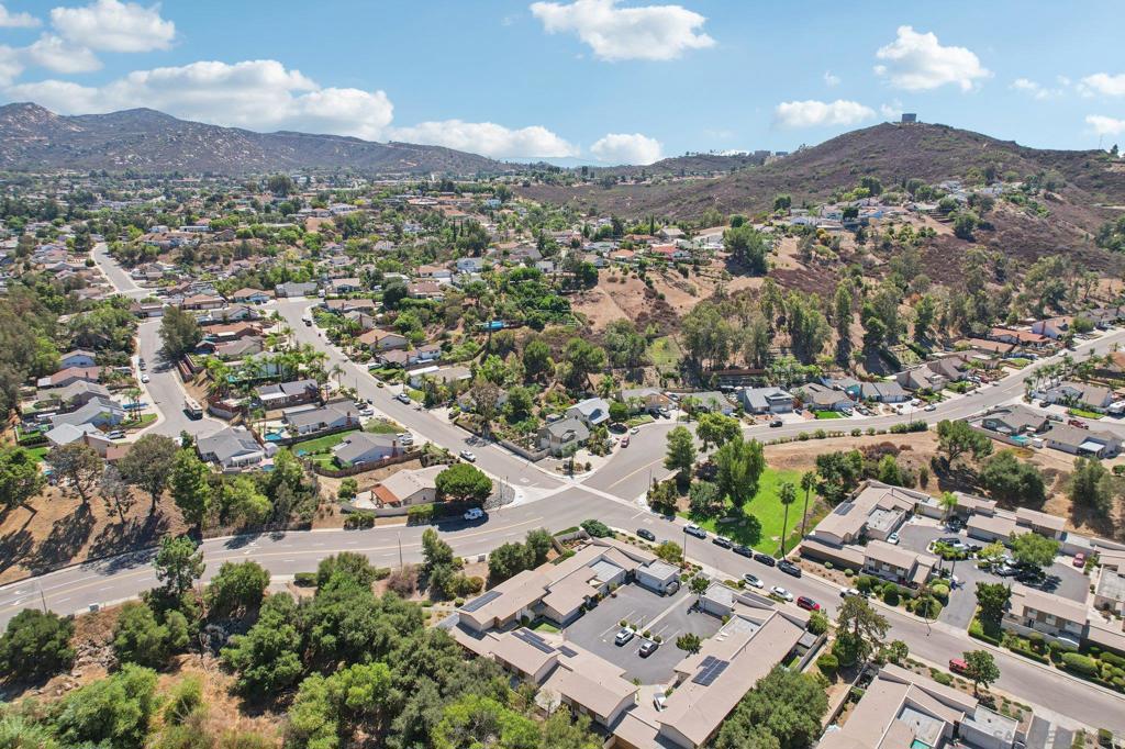 Lakeside - Residential