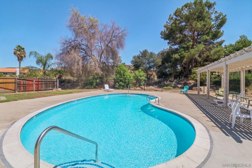 Lakeside - Residential