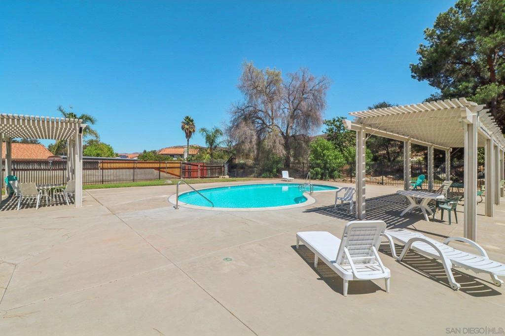 Lakeside - Residential