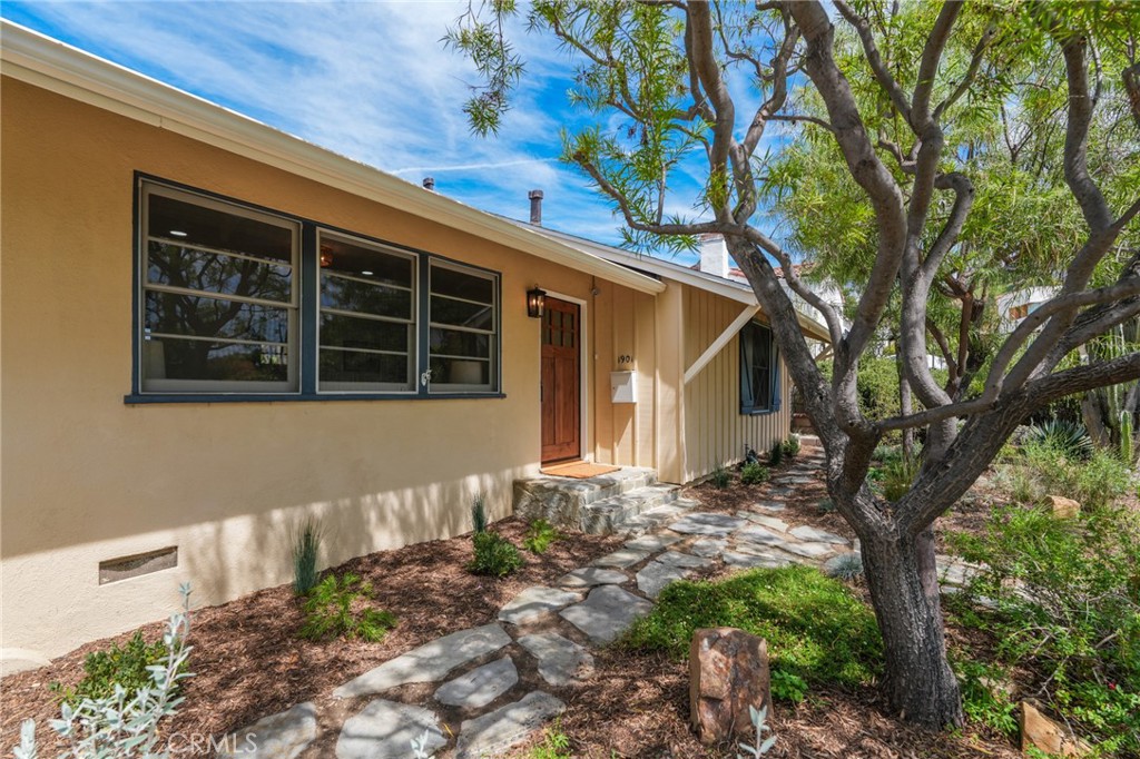 1901 Phillips Way