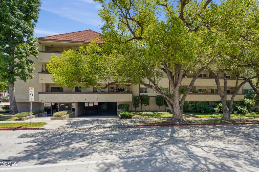 2386 E Del Mar Boulevard 220