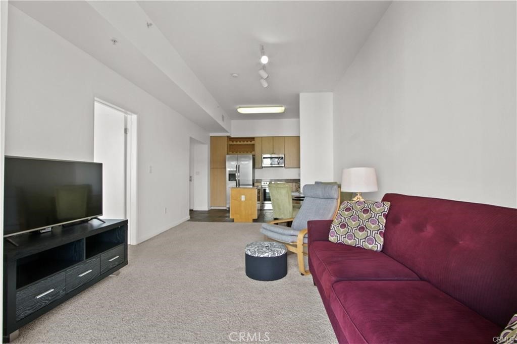488 E Ocean Boulevard 1109