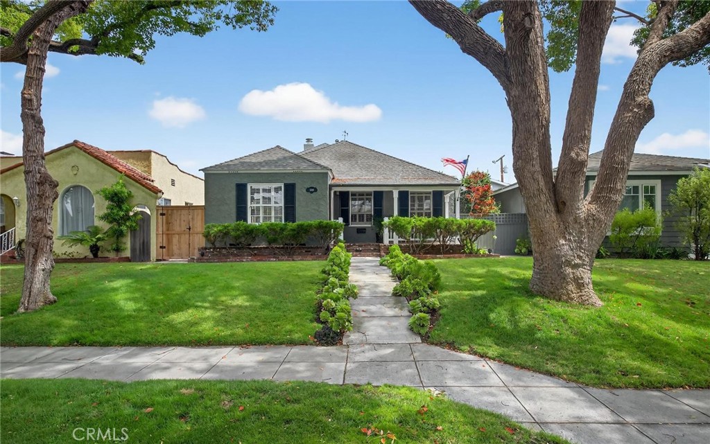 THIS HOME HAS BEEN METICULOUSLY MAINTAINED AND IMPROVED DURING THE OWNERSHIP OF THE
CURRENT OCCUPANTS. LOCATED ON A QUIET STREET CANOPIED BY ARCHED GREEN TREE BOUGHS IS
THIS CHARMING THREE BEDROOM, THREE BATH, FAMILY ROOM HOME. THE FRIENDLY FRONT PORCH
HARKENS ALL ARE WELCOME HERE. THE INVITING LIVING ROOM WITH HARDWOOD FLOORS IS
SPACIOUS AND OPEN TO THE FORMAL DINING ROOM. THE ADJACENT REMODELED KITCHEN WITH
COPIOUS CABINETS TOPPED WITH GRANITE INCLUDES A CENTER ISLAND FOR CASUAL EATING AND
ADDED WORK AND STORAGE SPACE. THE NEWER UPPER CABINETS HOUSE UNDER CABINET LIGHTING.
THE PANTRY WITH AN ELECTRICAL OUTLET AND CARBON WATER FILTRATION IS A PLUS. THE
HALLWAY LEADS TO TWO UNIQUE FIRST FLOOR BEDROOMS AND A SHARED REMODELED BATH.
STAIRS LEAD TO THE FABULOUS FAMILY ROOM WITH A FIREPLACE AND A SECOND REMODELED BATH.
LOEWEN STEEL DOUBLE DOORS OPEN TO THE FULLY EQUIPPED OUTDOOR KITCHEN INCLUDING BAR
B QUE, REFRIGERATOR, STOVE TOP, AND SINK AND TO THE SPARKLING POOL AND MULTIPLE PATIO
AREAS BEYOND. A WAINSCOTTED STAIRWELL LEADS TO THE SECOND FLOOR PRIMARY SUITE. YOUR
OWN PRIVATE SPA LIKE BATH, WALK-IN CLOSET, AND A BREEZY BALCONY OVERLOOKING THE NEWLY
LANDSCAPED YARD, SANDSTONE PATIOS AND A BEAUTIFULLY REFURBISHED POOL INCLUDING NEW
LANDSCAPE LIGHTING AND SPRINKLER SYSTEM. SHOP IN THE NEW REVITALIZED OLD TOWN
TORRANCE OR HIT THE DEL AMO MALL. UNIQUE CAFES AND RESTAURANTS ABOUND IN OLD TOWN
AND THE SURROUNDING AREA. LOCATION, CONDITION, PERFECTION!