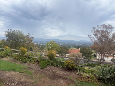 MLS: OC26157277