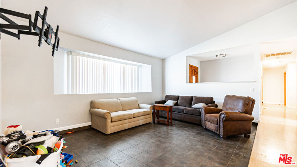 26665 Lakeview Drive