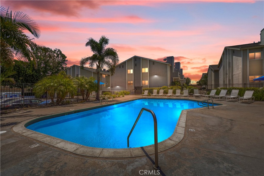 777 S Citrus Avenue 164