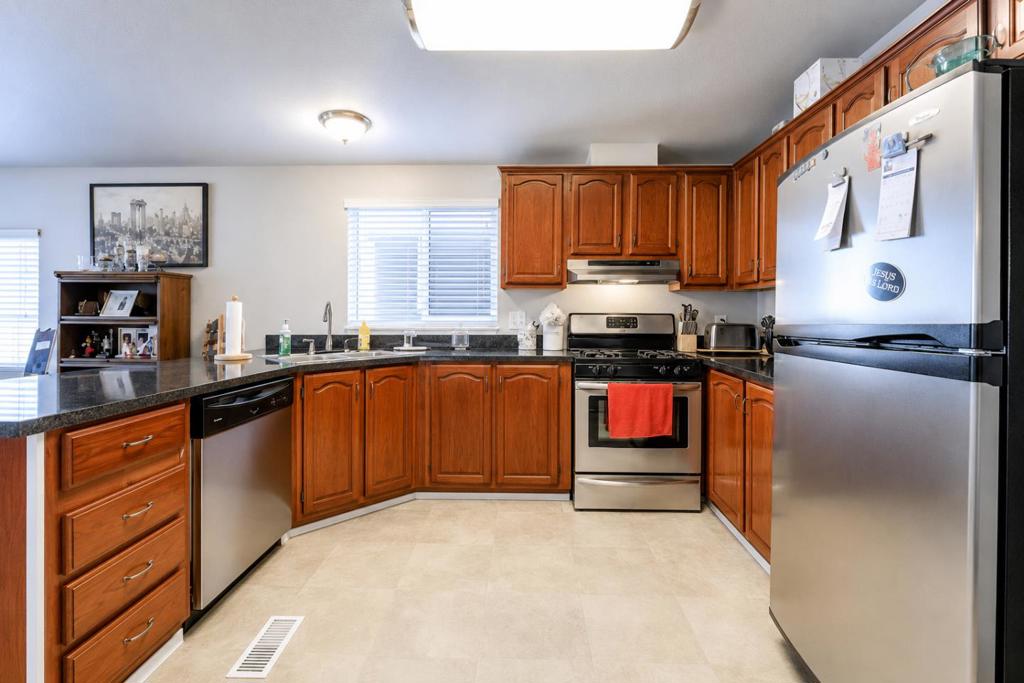 600 E Weddell Drive 71