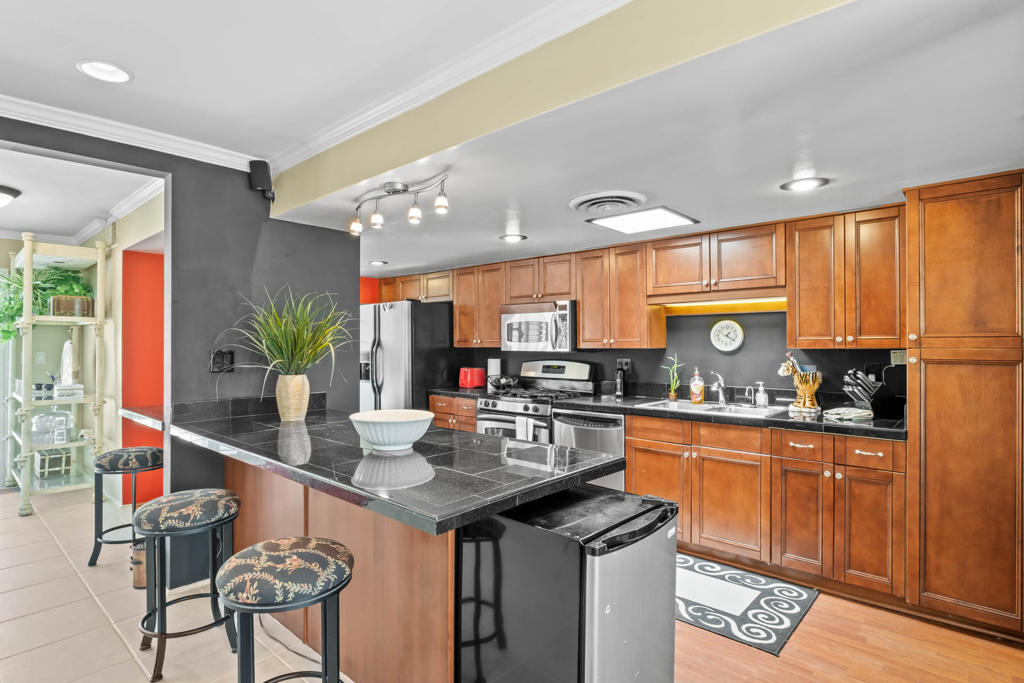 Not Applicable-1 - Residential Lease