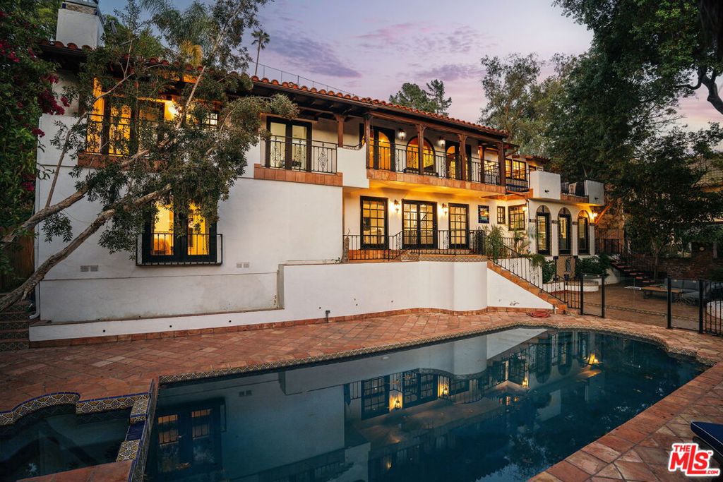 1664 Las Flores Drive
